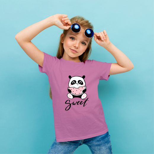 Εικόνα της Παιδικό t-shirt με τύπωμα "Sweet Panda"  