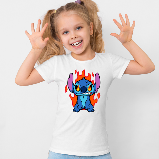 Εικόνα της Παιδικό t-shirt με τύπωμα  "Stitch is on fire" 