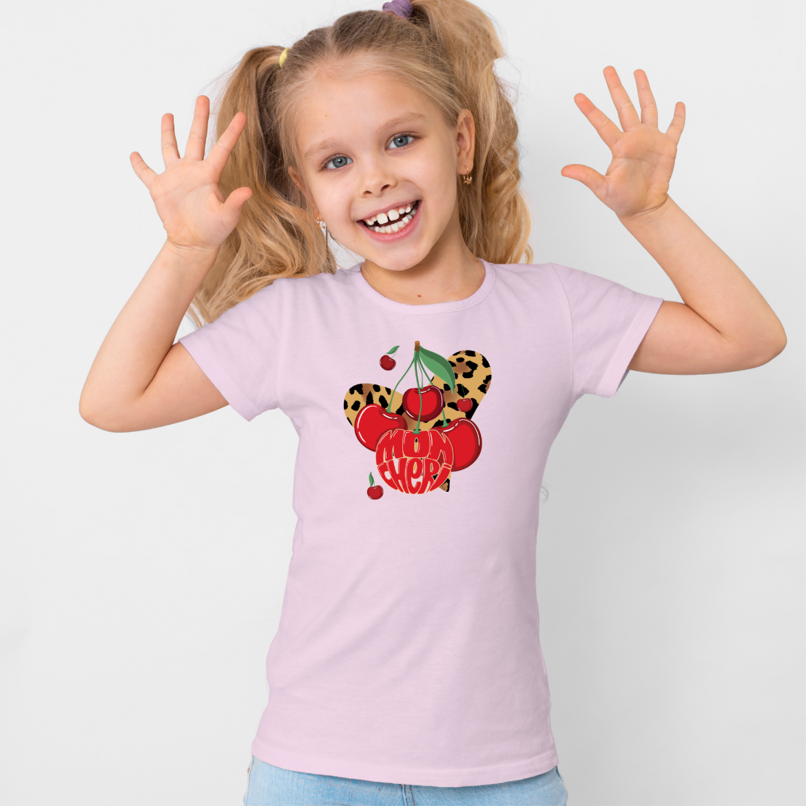 Εικόνα της Παιδικό t-shirt με τύπωμα "moncheri"      